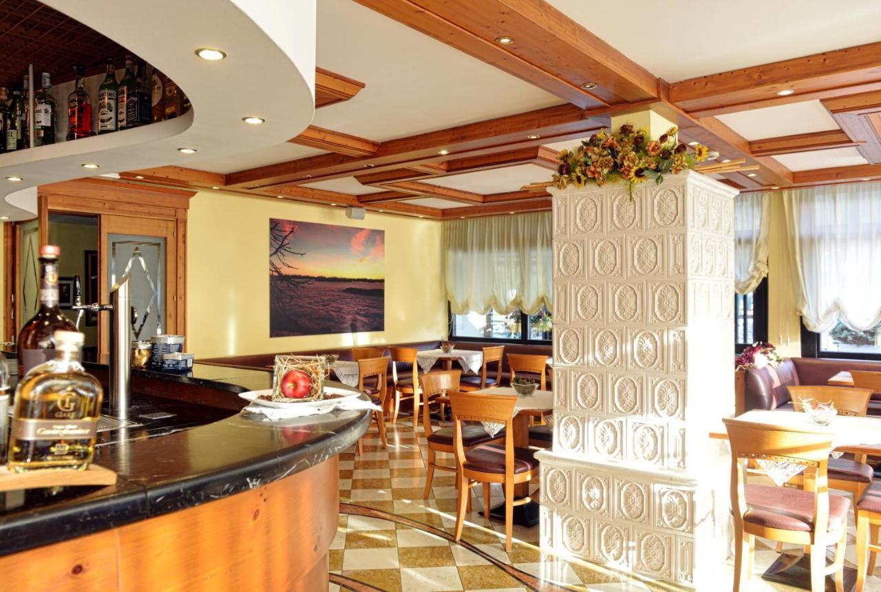 Pippo Hotel Terzolas Экстерьер фото