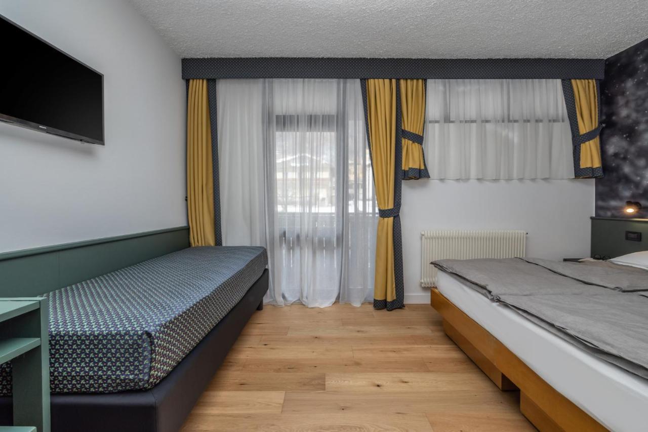 Pippo Hotel Terzolas Экстерьер фото